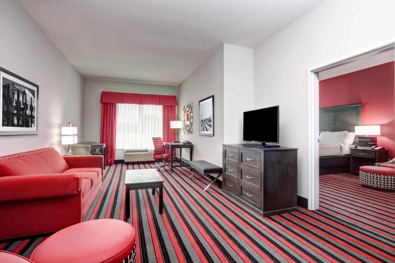 Holiday Inn Lafayette North By Ihg Exterior photo