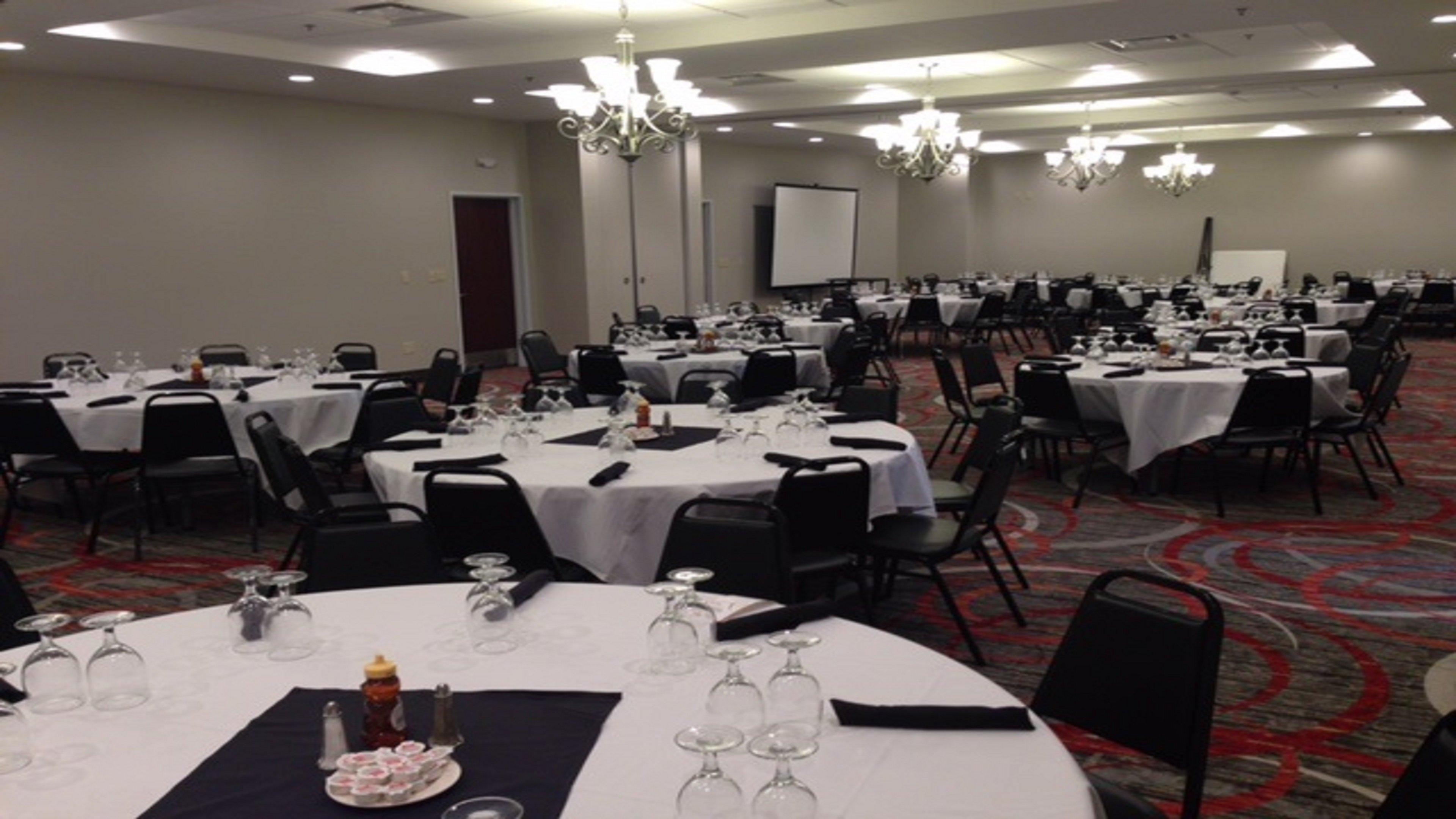 Holiday Inn Lafayette North By Ihg Exterior photo